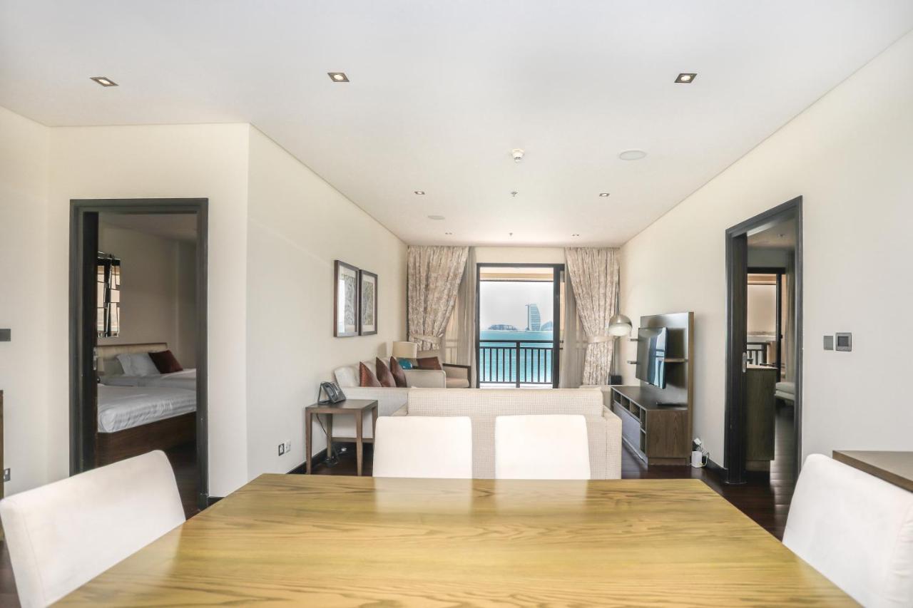 Signature Living Resort Apartments With Private Beach And Laguna Pool , Palm Jumeirah 迪拜 外观 照片